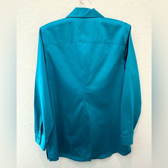 CHICO’S | Bright Teal No-Iron Button Front Long Sleeve Shirt | Size 0 Small - Picture 4 of 7